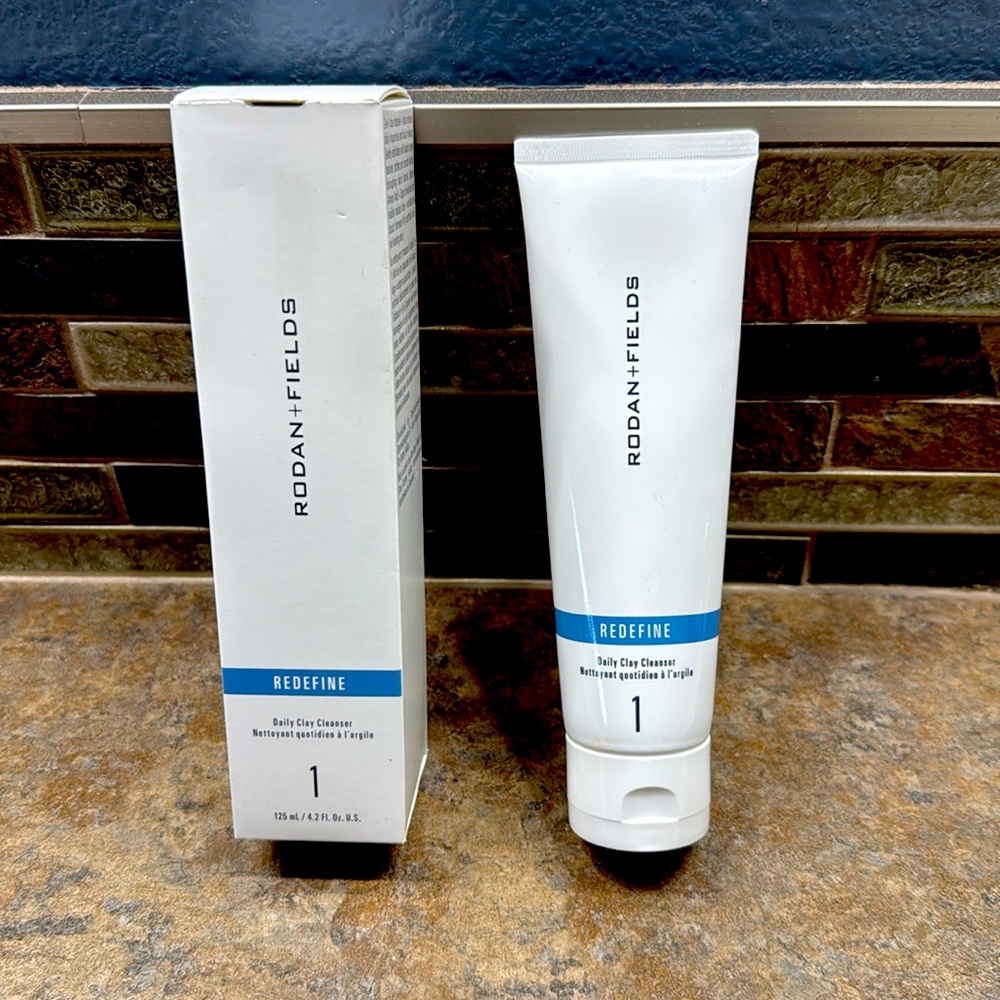 Two R+F Redefine Step 1 (Daily Clay Cleanser)
